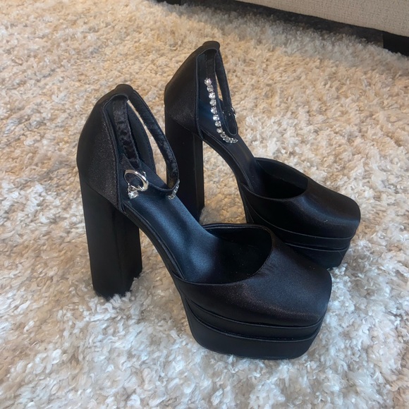 Black satin block heels rhinestone ankle strap Versace inspired - Picture 2 of 3